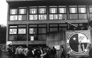 1984: Friedensfest. Themen: Solidarität mit den Menschen in Chile und Mittelamerika/ El Salvador. Protest gegen den „NATO-Doppelbeschluss“